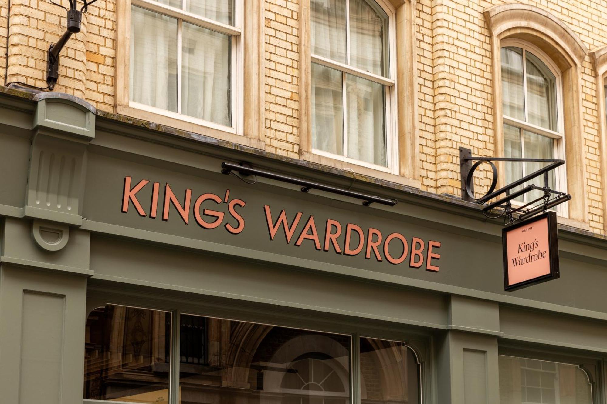 Апарт-отель Native Kings Wardrobe, St Pauls 4*