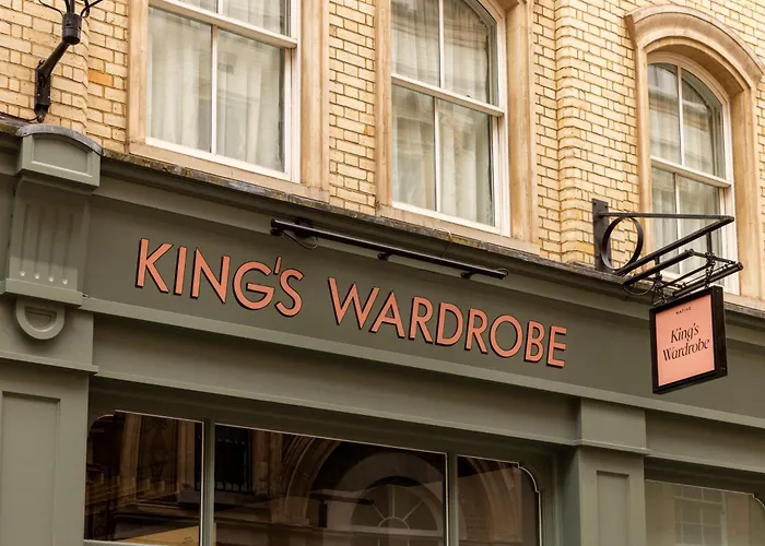 Native Kings Wardrobe, St Pauls